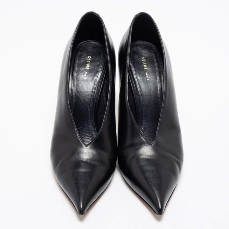 Pre Owned Celine Black Leather V Neck Pumps Size 38