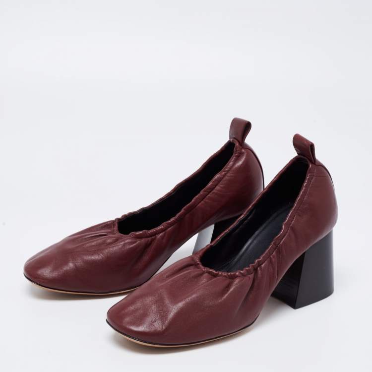 Pre Owned Celine Burgundy Leather Scrunch Block Heel Pumps Size 38