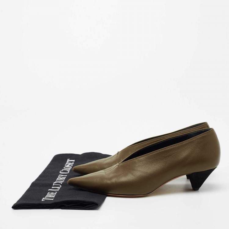 Pre Owned Celine Olive Green Leather V-Neck Pumps Size 37