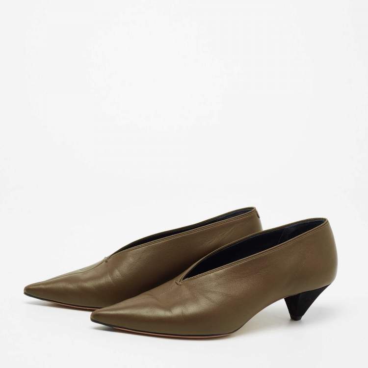 Pre Owned Celine Olive Green Leather V-Neck Pumps Size 37