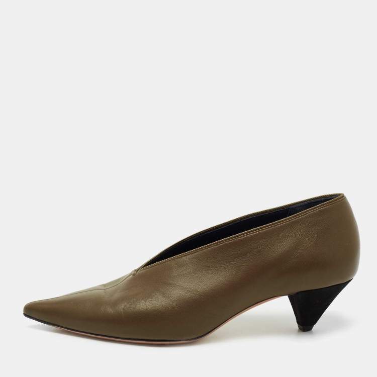Pre Owned Celine Olive Green Leather V-Neck Pumps Size 37