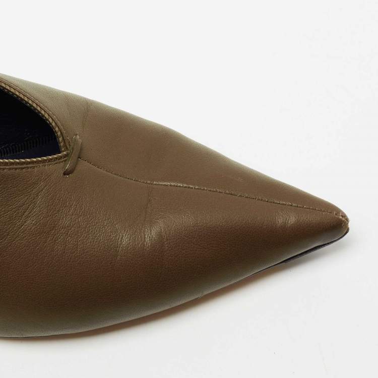 Pre Owned Celine Olive Green Leather V-Neck Pumps Size 37