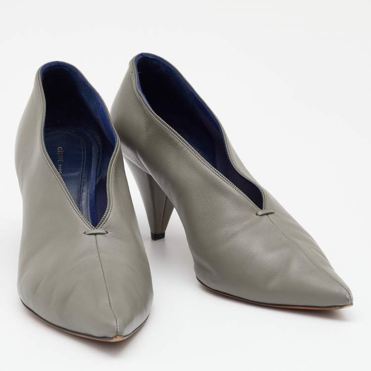 Pre Owned Celine Grey Leather V Neck Pointed Toe Pumps Size 40