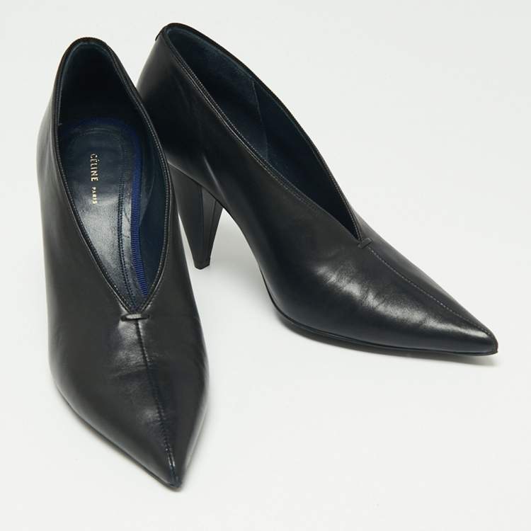 Pre Owned Celine Black Leather V Neck Pointed-Toe Pumps Size 36