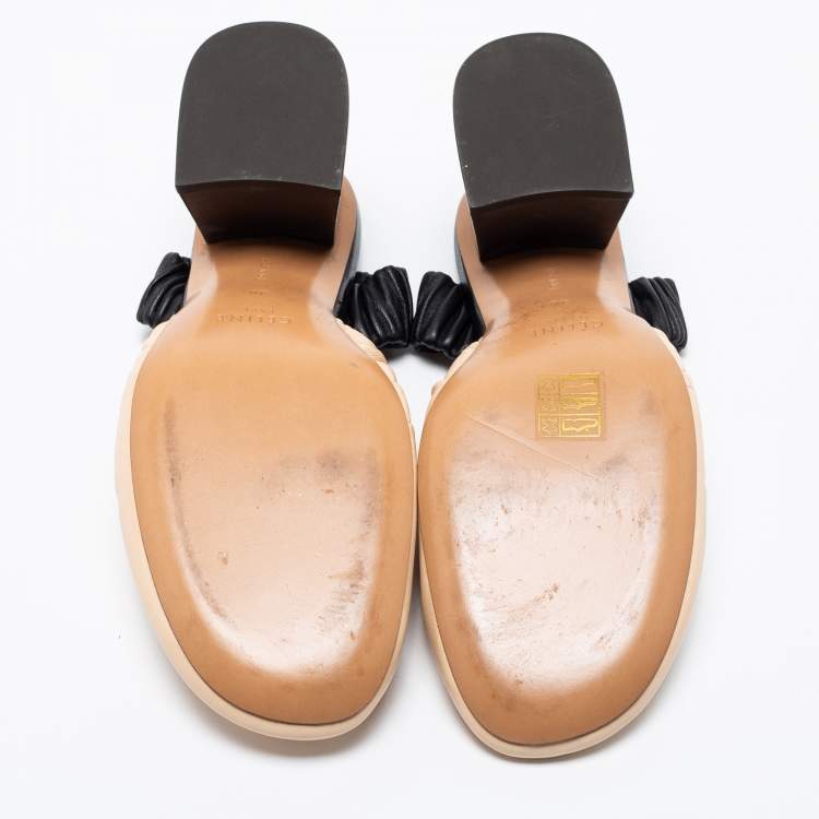 مملوكة مسبقًا Céline Black/Beige Leather Slingback Pumps Size 36