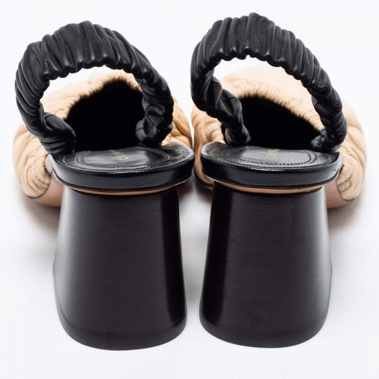 مملوكة مسبقًا Céline Black/Beige Leather Slingback Pumps Size 36