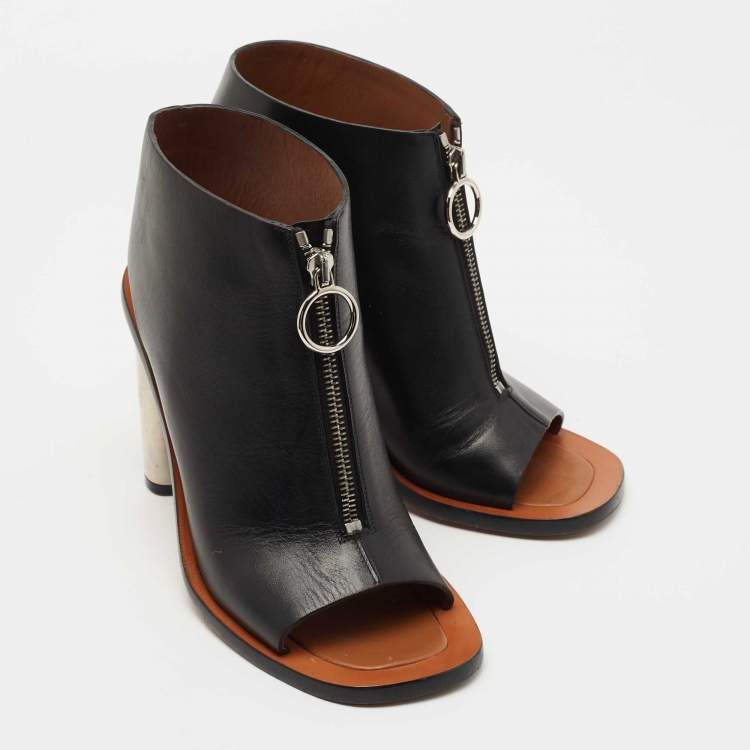 Pre Owned Celine Black Leather Bam Spartan Sandals Size 38