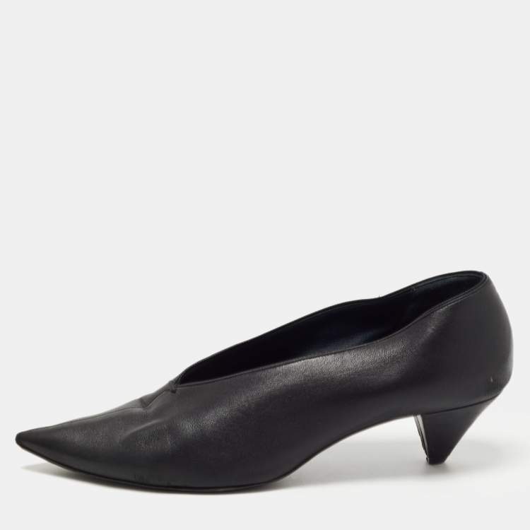 Pre Owned Celine Black Leather V Neck Pointed Toe Pumps Size 41