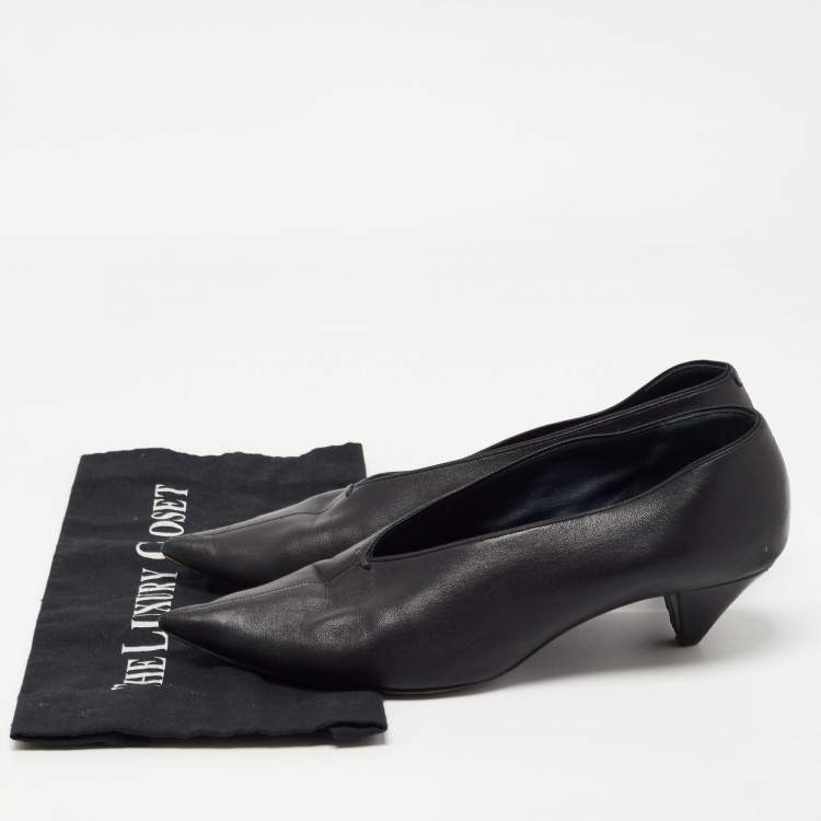 Pre Owned Celine Black Leather V Neck Pointed Toe Pumps Size 41