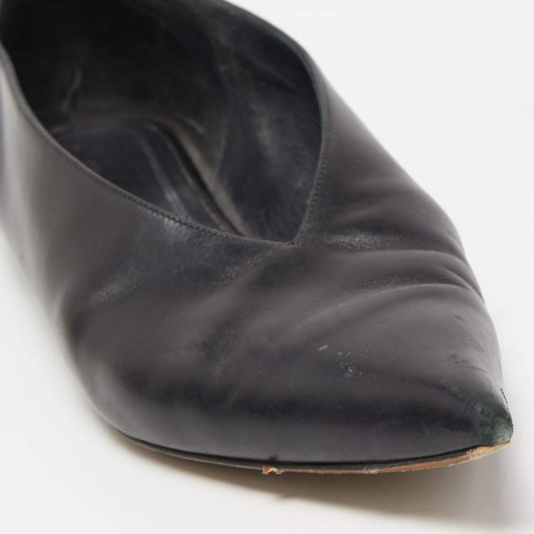 Pre Owned Celine Black Leather V-Neck Ballet Flats Size 35.5