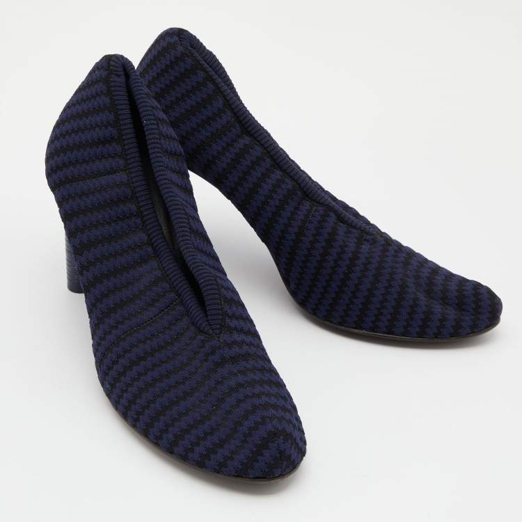 Pre Owned Celine Blue/Black Stretch Fabric V Neck Pumps Size 38