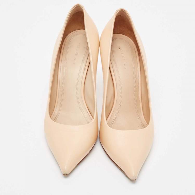 Pre Owned Celine Beige Leather Pointed Toe Pumps Size 37