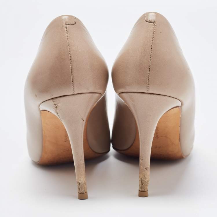 Pre Owned Celine Light Brown Leather Pointed Toe Pumps Size 37