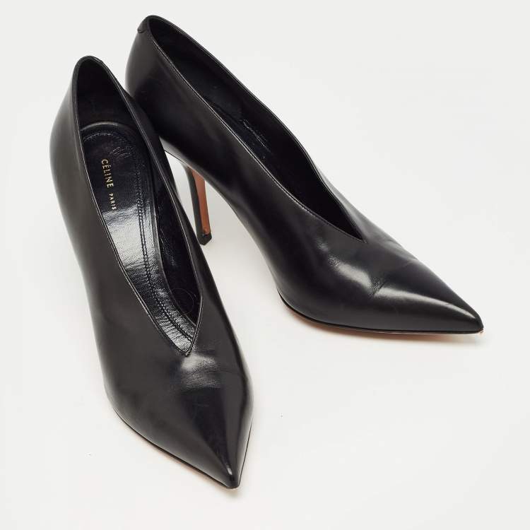 Pre Owned Celine Black Leather V Neck Pointed Toe Pumps Size 38