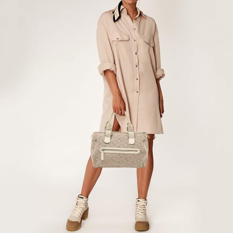 Pre Owned Cerruti Beige Signature Canvas and Patent Leather Boston Bag