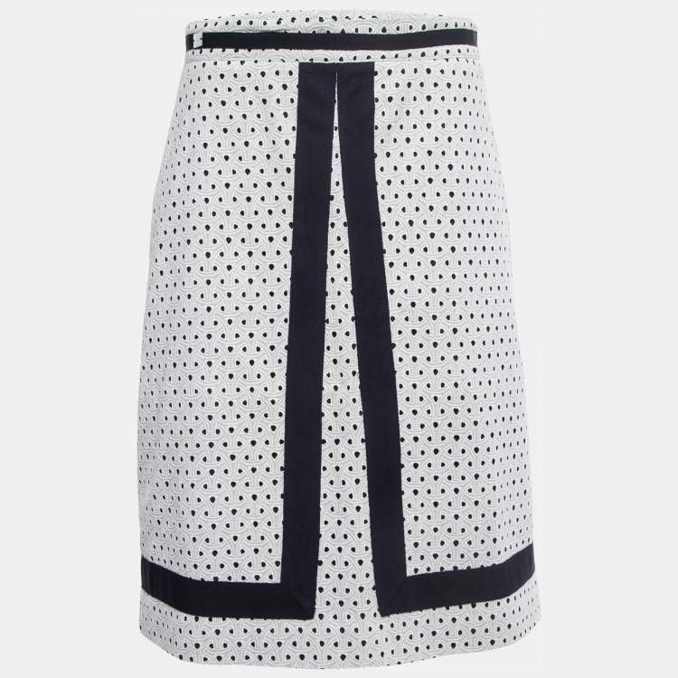 مملوكة مسبقًا CH Carolina Herrera White Eyelet Cotton A-Line Skirt M
