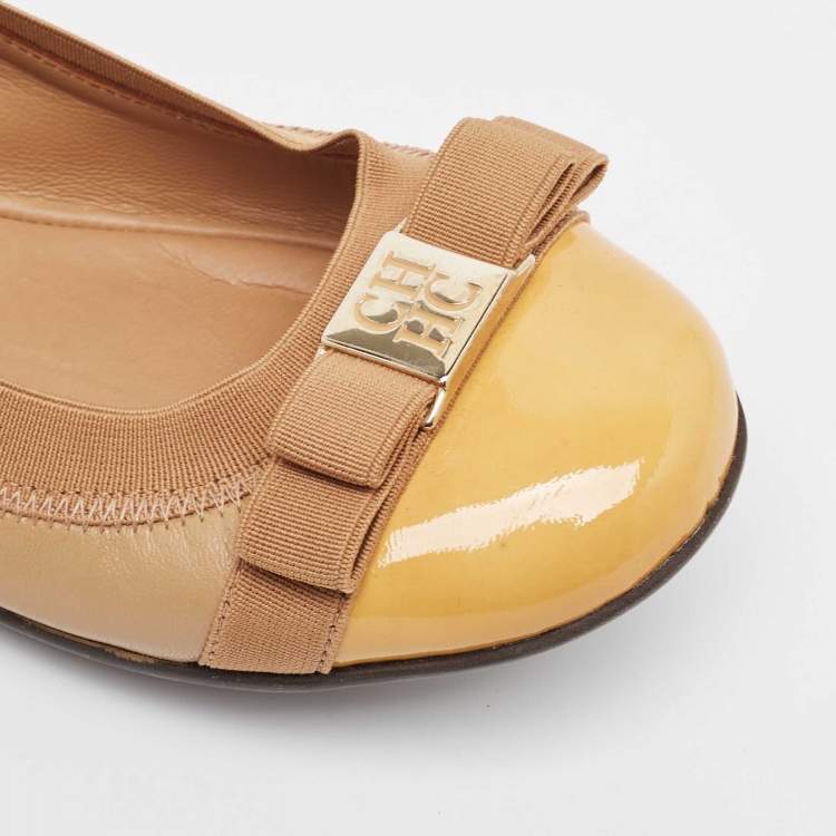 Pre Owned CH Carolina Herrera Brown Leather and Patent Scrunch  Ballet Flats Size 37