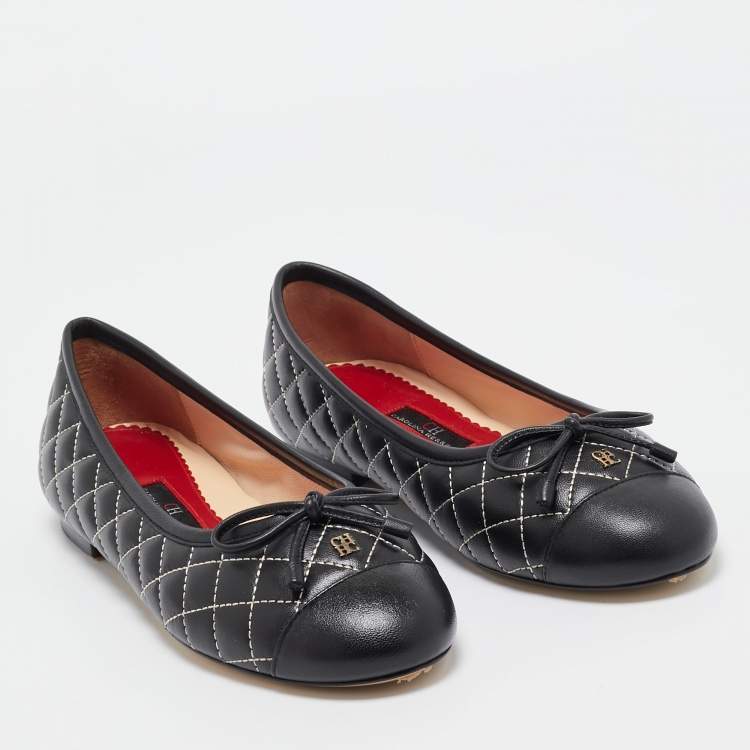 Pre Owned CH Carolina Herrera Black Leather Ballet Flats Size 39