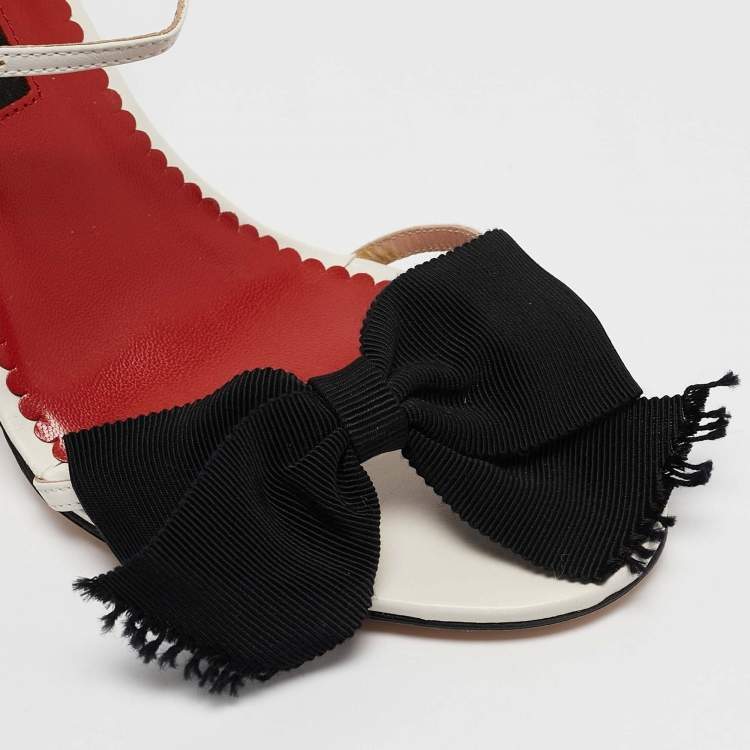 Pre Owned CH Carolina Herrera White Leather Bow Ankle Strap Sandals Size 38