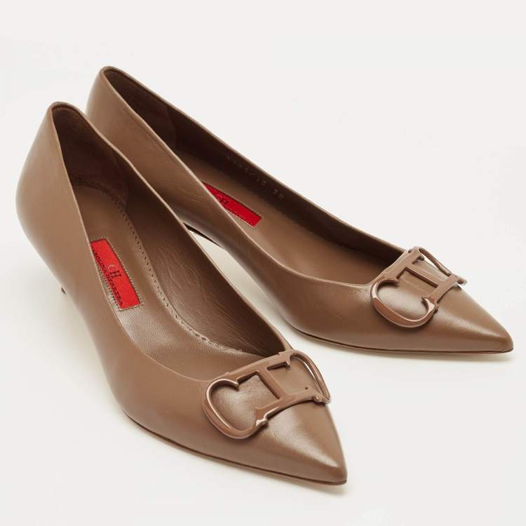 Pre Owned CH Carolina Herrera Brown Leather Pointed Toe Pumps Size 38