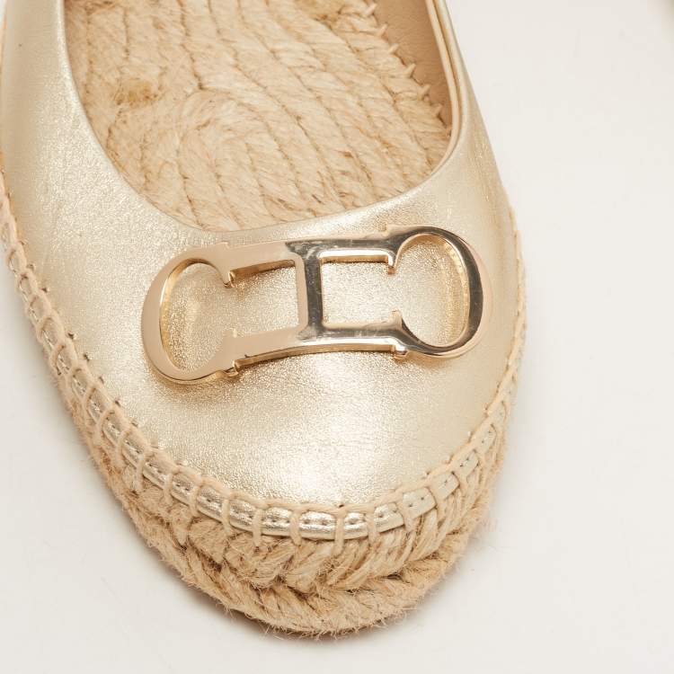 Pre Owned CH Carolina Herrera Gold Leather Logo Buckle Espadrille Flats Size 38