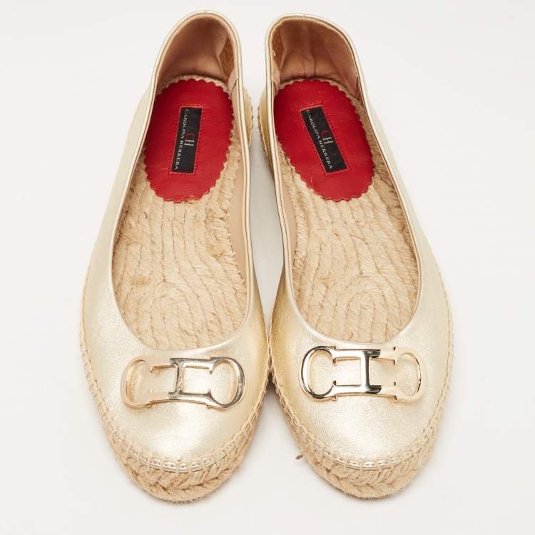 Pre Owned CH Carolina Herrera Gold Leather Logo Buckle Espadrille Flats Size 38