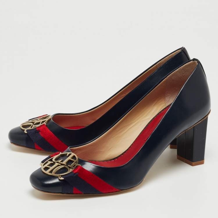 مملوكة مسبقًا CH Carolina Herrera Blue Leather Logo Round Toe Pumps Size 37