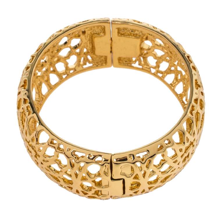 Pre Owned CH Carolina Herrera Gold Tone Filigree Bangle Bracelet