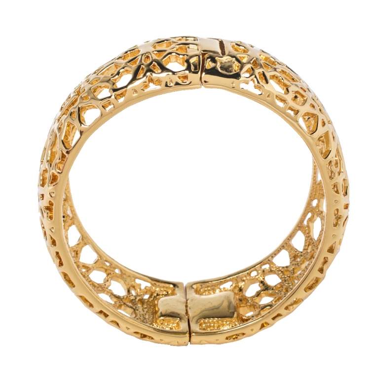 Pre Owned CH Carolina Herrera Gold Tone Filigree Bangle Bracelet