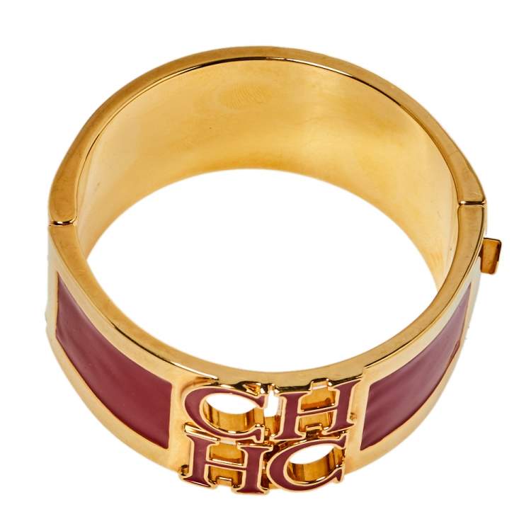 Pre Owned CH Carolina Herrera Red Enamel Logo Gold Tone Clasp Bracelet
