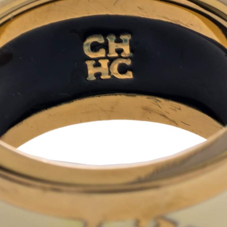 Pre Owned Carolina Herrera Cream Enamel Logo Gold Tone Band Ring Size EU 54.5