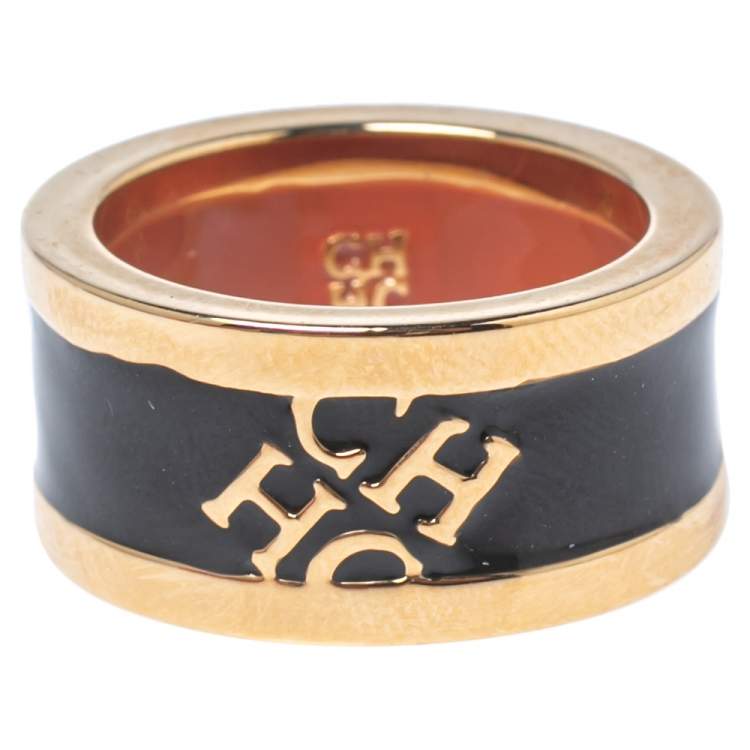 Pre Owned CH Carolina Herrera Black Logo Enamel Gold Tone Band Ring EU 56
