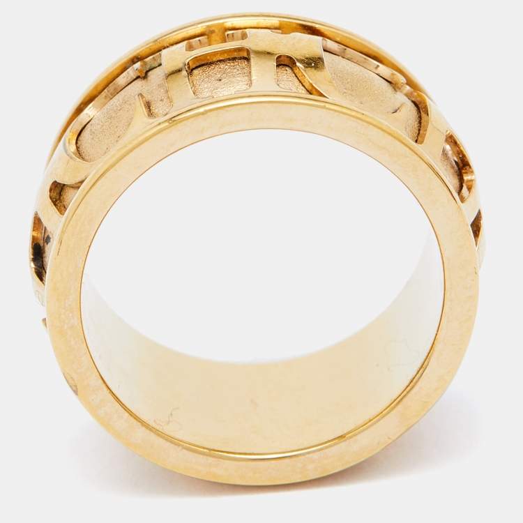 Pre Owned CH Carolina Herrera Gold Tone Logo Band Ring Size 57