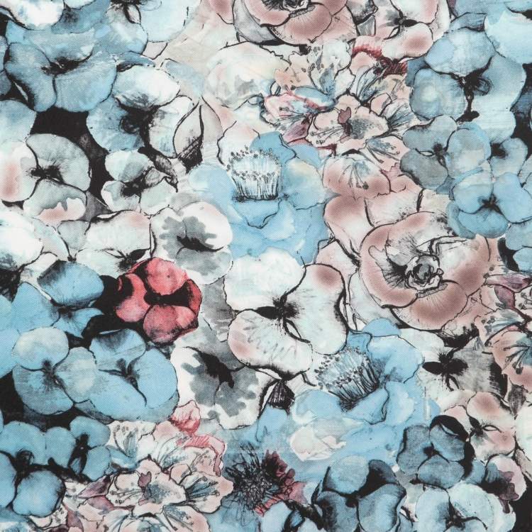 Pre Owned CH Carolina Herrera Multicolor Floral Printed Silk Square Scarf