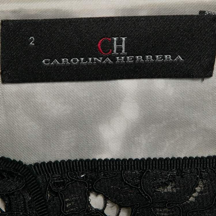 Pre Owned CH Carolina Herrera Black Lace Sleeveless Gown S
