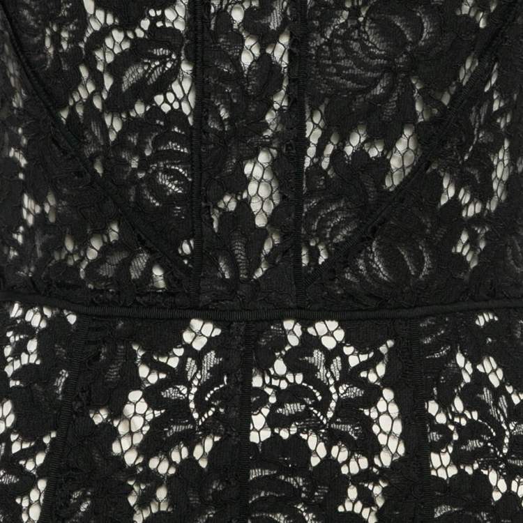 Pre Owned CH Carolina Herrera Black Lace Sleeveless Gown S