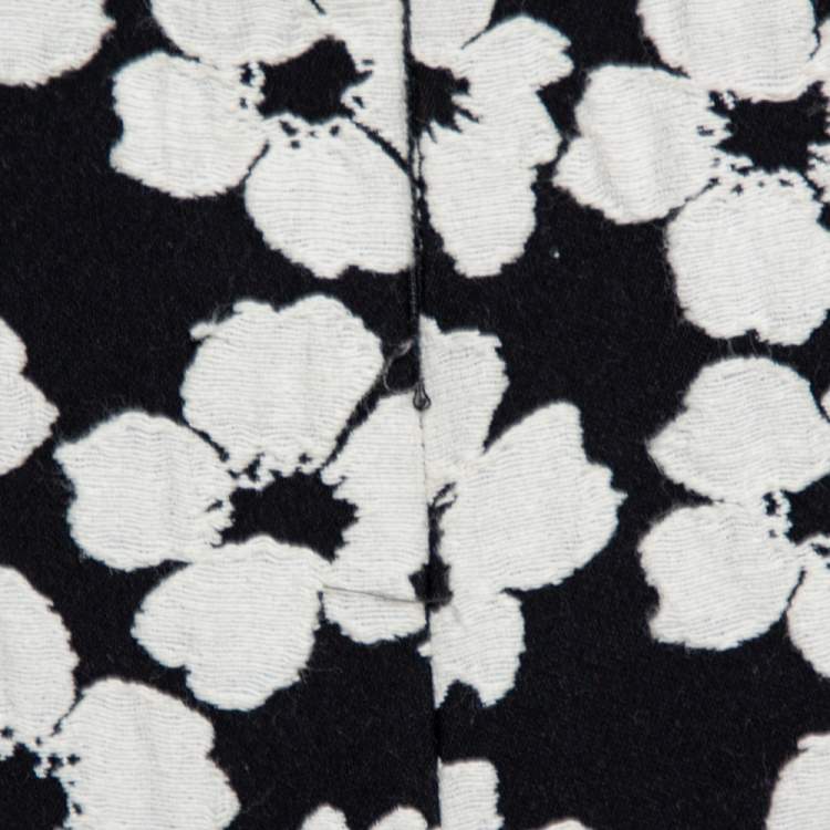 مملوكة مسبقًا CH Carolina Herrera Monochrome Floral Jacquard Flared Dress S