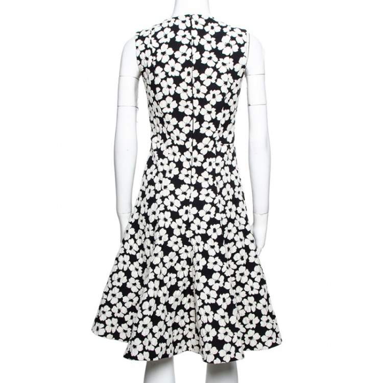 مملوكة مسبقًا CH Carolina Herrera Monochrome Floral Jacquard Flared Dress S