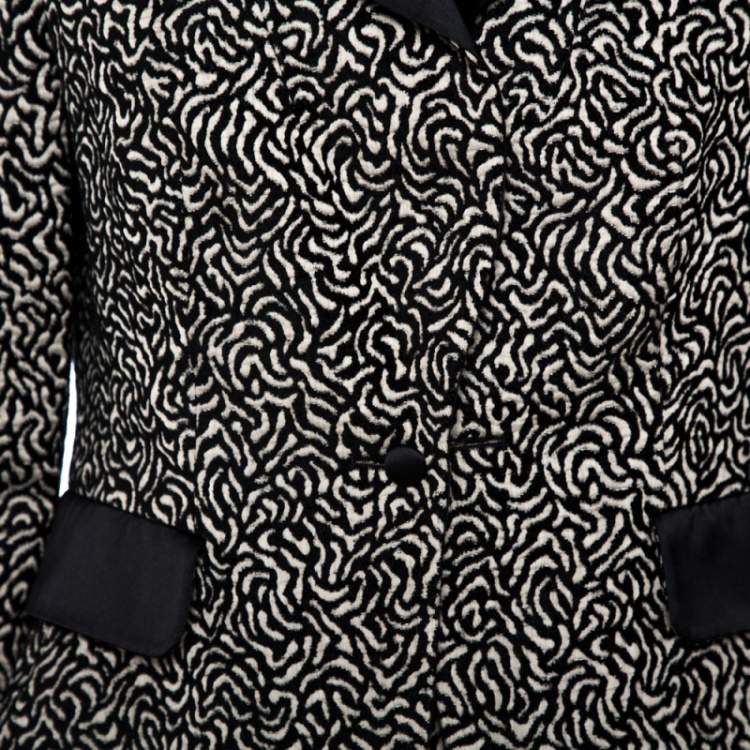 Pre Owned CH Carolina Herrera Monochrome Embossed Jacquard Satin Blazer & Skirt Set L