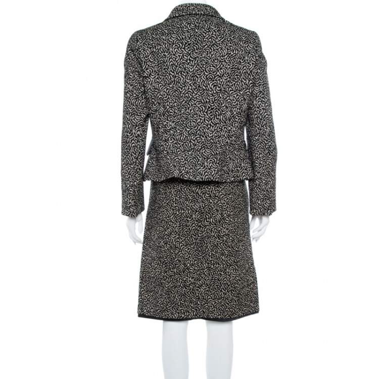 Pre Owned CH Carolina Herrera Monochrome Embossed Jacquard Satin Blazer & Skirt Set L