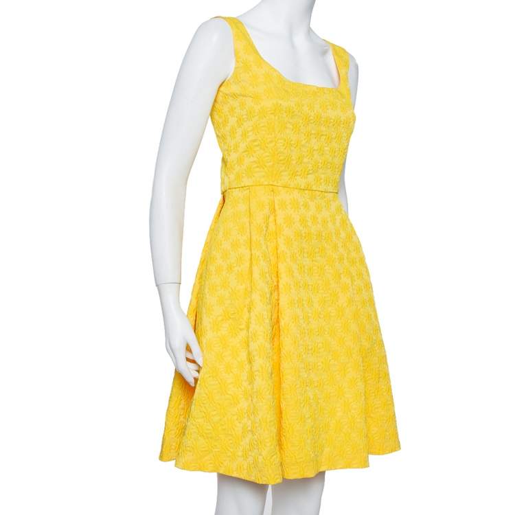Pre Owned CH Carolina Herrera Yellow Embossed Jacquard Pleated Sleeveless Midi Dress M