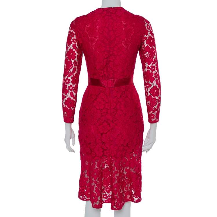 pink lace sheath dress