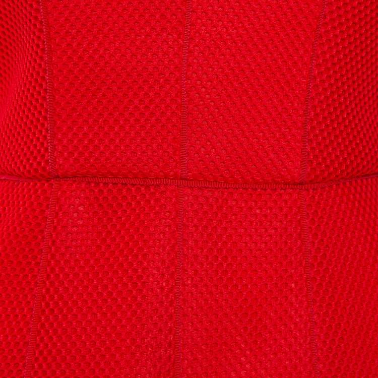 مملوكة مسبقًا CH Carolina Herrera Red Tricot Mesh Sleeveless Gown S