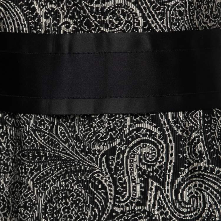 Pre Owned CH Carolina Herrera Black Paisley Jacquard Silk & Cotton Sleeveless Dress M
