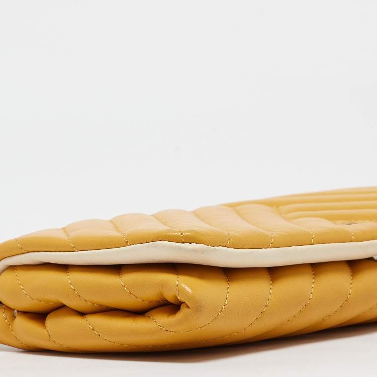 Pre Owned CH Carolina Herrera Yellow Quilted Leather Chain Clutch