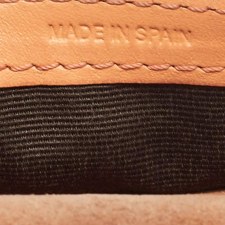 Pre Owned CH Carolina Herrera Peach Leather Compact Flap Wallet