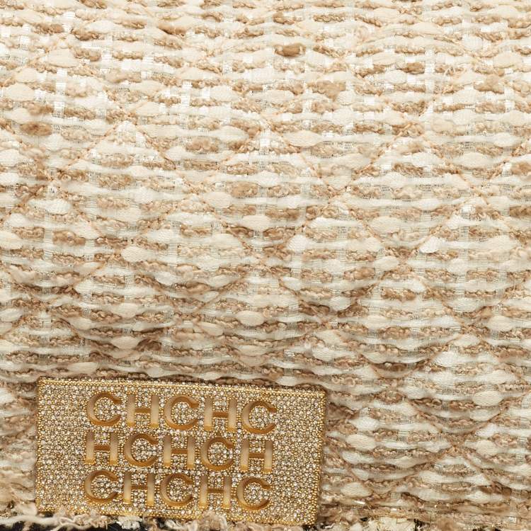 Pre Owned CH Carolina Herrera Beige/Silver Tweed and Leather Faux Pearl Embellished Shoulder Bag