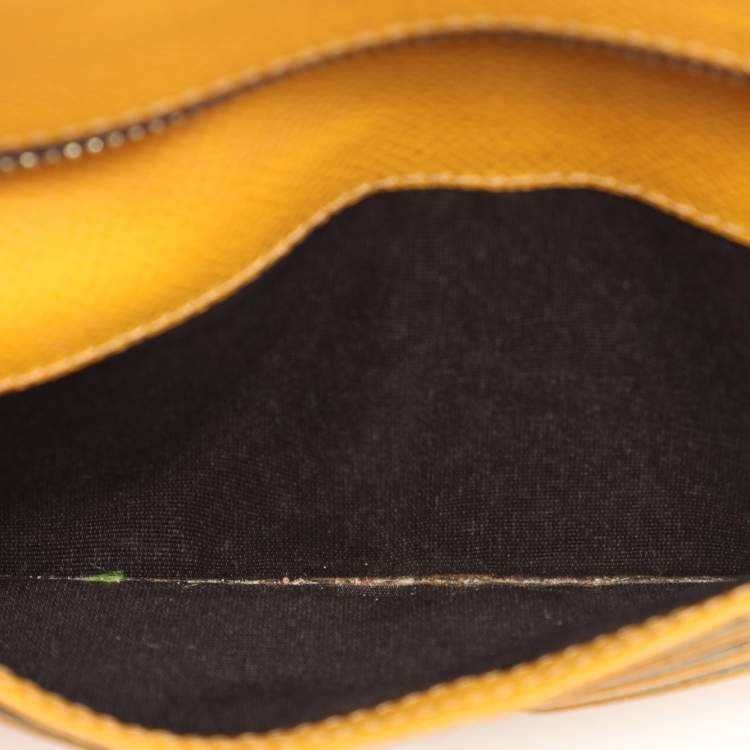 Pre Owned CH Carolina Herrera Yellow Embossed Leather Wallet