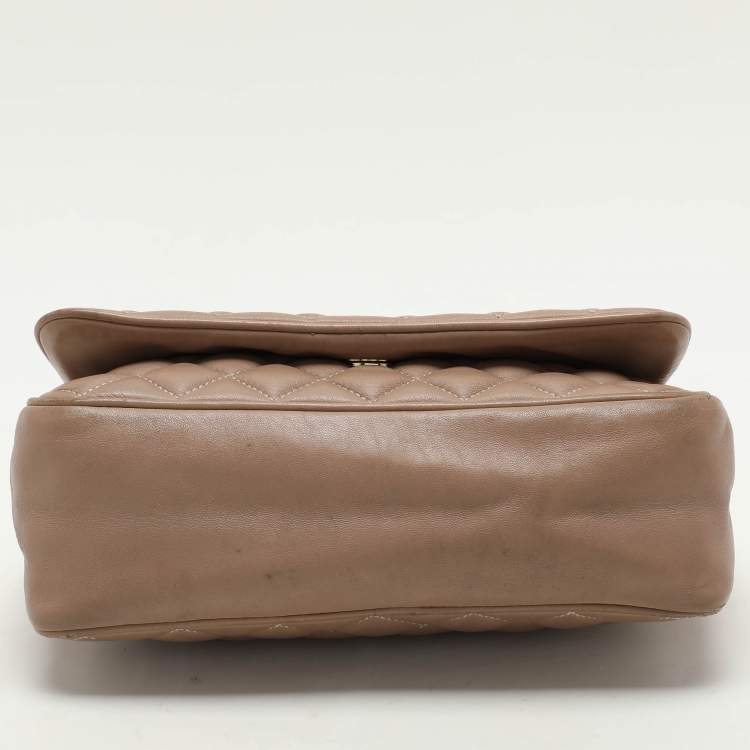Pre Owned CH Carolina Herrera Beige Quilted Leather Flap Shoulder Bag