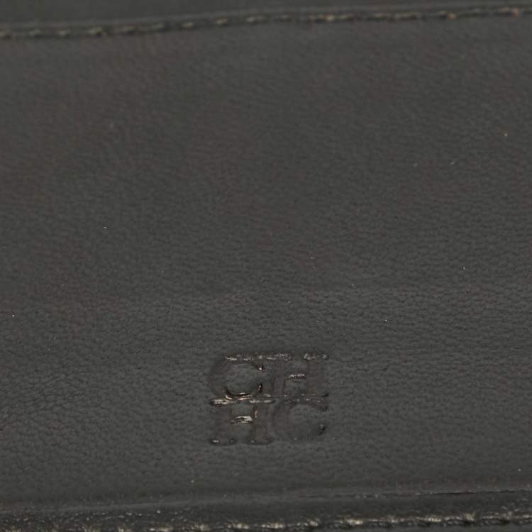 Pre Owned CH Carolina Herrera Black Quilted Leather Trifold Wallet